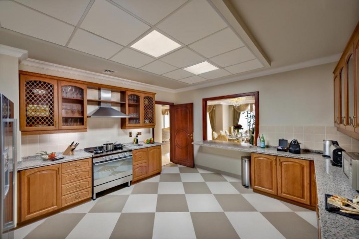 Three Bedroom Family Apartment In Palm Jumeirah 2 Luxury Bookings