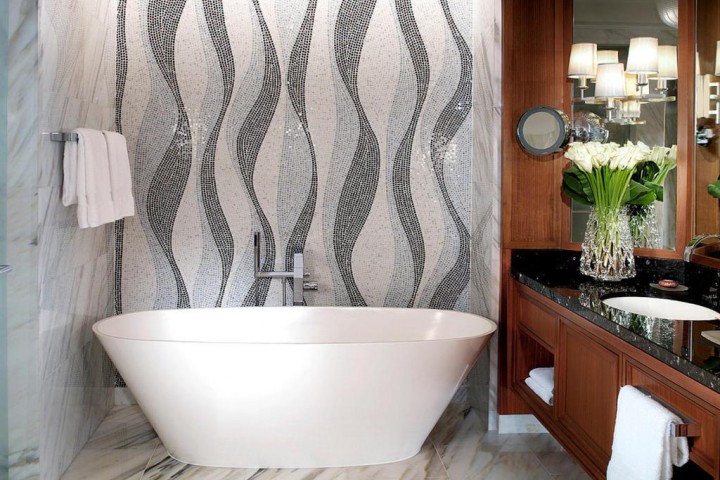 ultra luxury delux room nearby Dubai Canal Station 1 Luxury Bookings