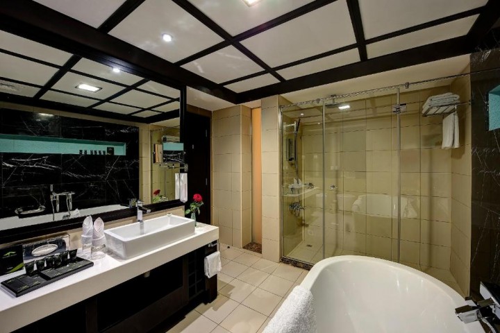 Deluxe Room Near Rais Shopping Centre 16 Luxury Bookings