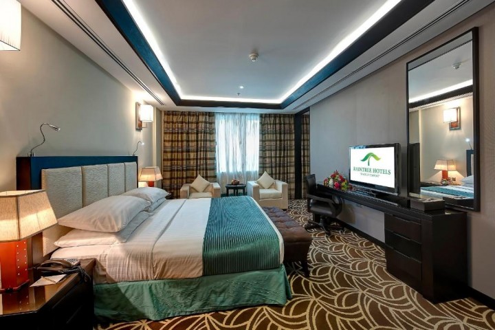 Suite Room Near Rais Shopping Centre 3 Luxury Bookings