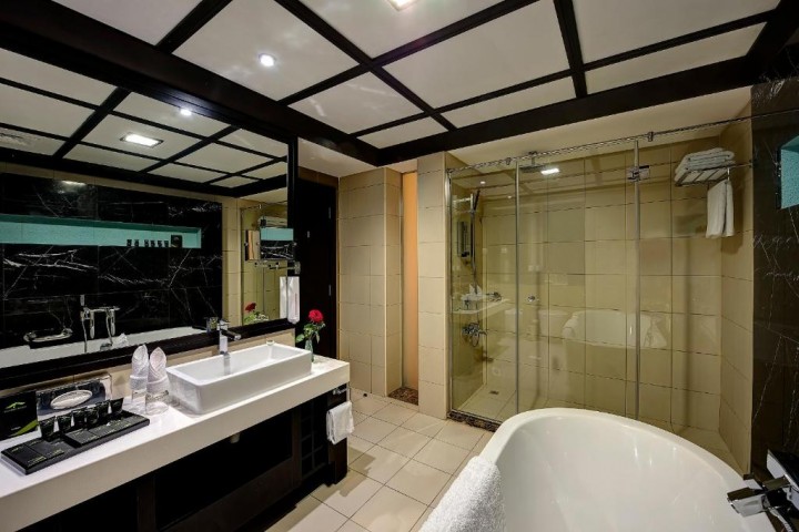 Suite Room Near Rais Shopping Centre 5 Luxury Bookings
