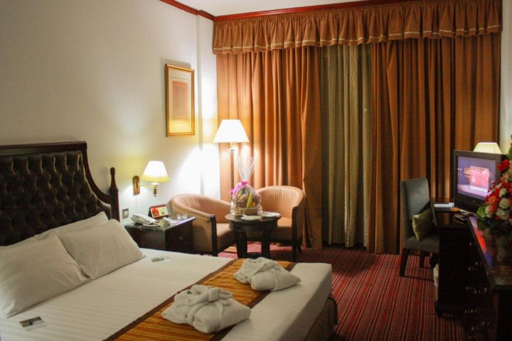 Double Room Near Madina Supermarket 13 Luxury Bookings