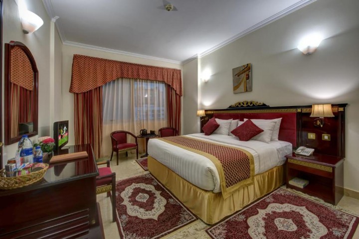 Standard Room Near Kadooli Supermarket 2 Luxury Bookings