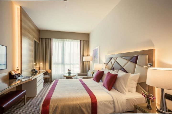 Premium King Suite Near Football Academy 10 Luxury Bookings