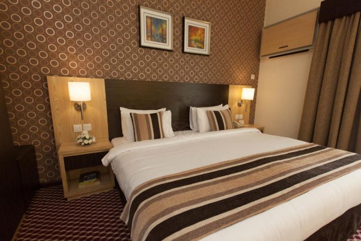 Standard Room Near Desi Junction 8 Luxury Bookings