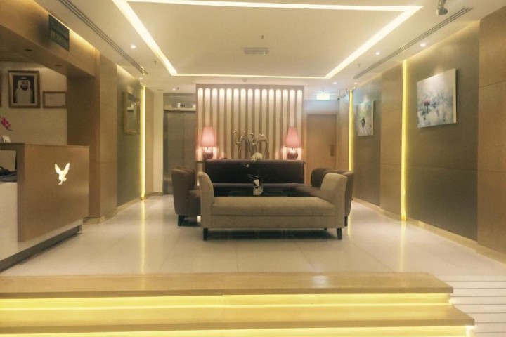 Deluxe Room Near Salah Al Din Metro 12 Luxury Bookings