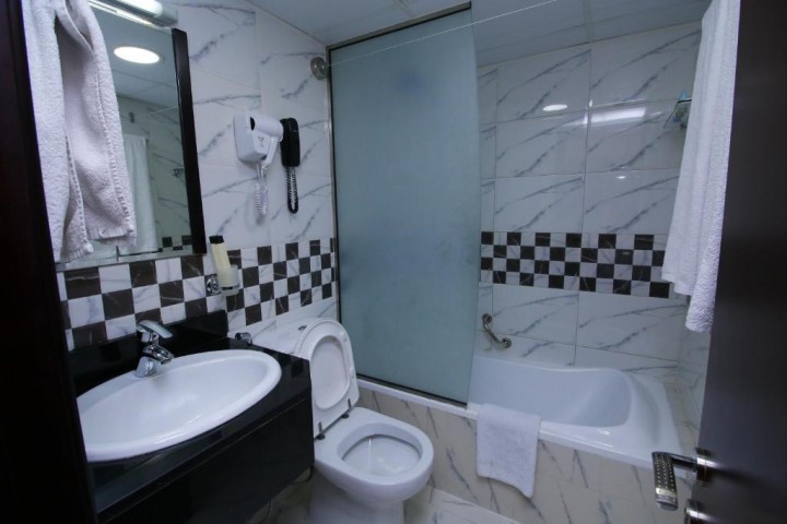 Junior Suite Near Salah Al Din Metro 2 Luxury Bookings