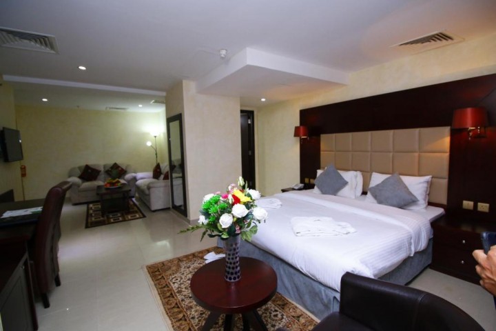 Junior Suite Near Salah Al Din Metro 9 Luxury Bookings