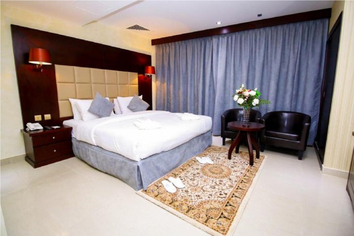 Junior Suite Near Salah Al Din Metro 14 Luxury Bookings