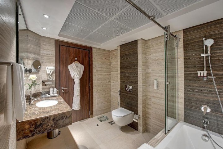 Executive Suite Near Mankhool Plaza. 3 Luxury Bookings