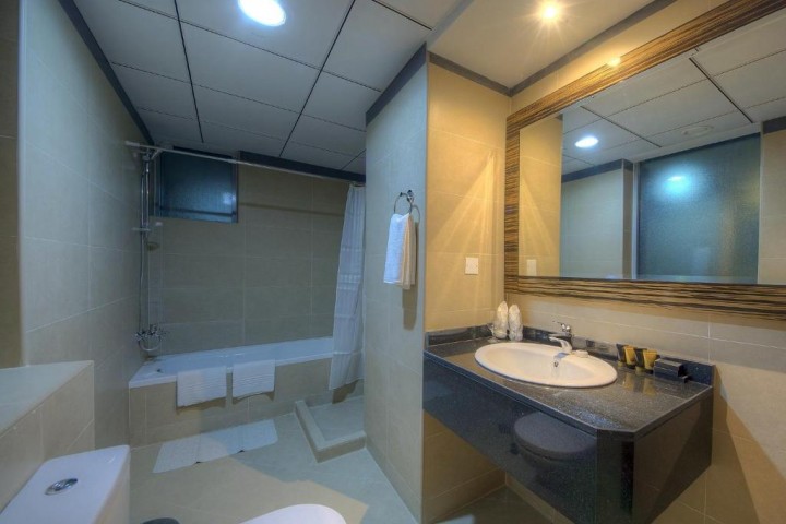 Standard Room Near Bombay Bites By Luxury Bookings 6 Luxury Bookings