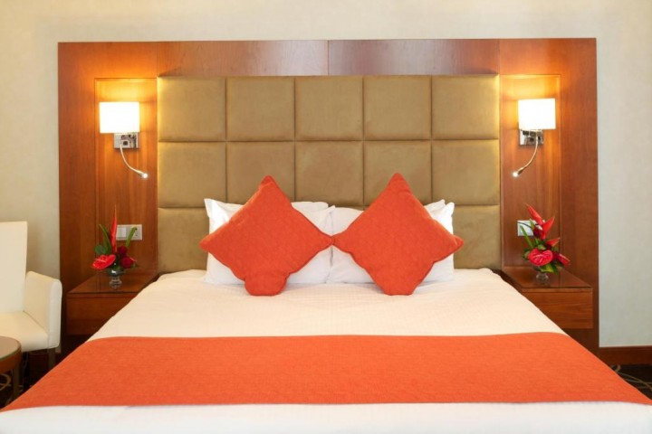 Executive Suite Near Grand Barsha Mall 1 Luxury Bookings