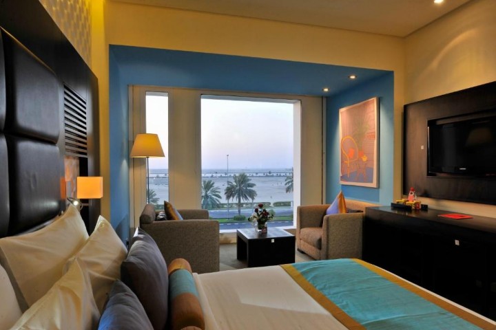 Family Suite Near Al Maya Super Market. 11 Luxury Bookings