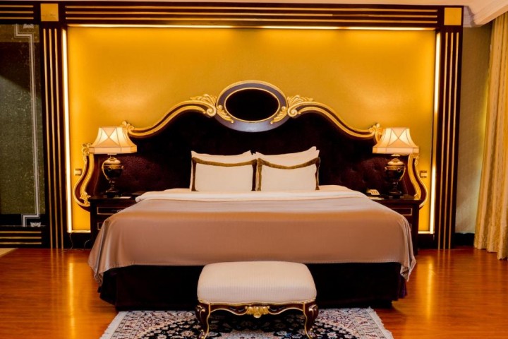 Ambassador One Bedroom Near Mall Of Emirates 0 Luxury Bookings