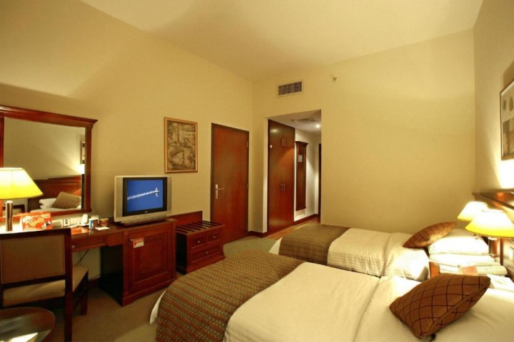 Qeen Room Near Ghubaiba Building. 7 Luxury Bookings
