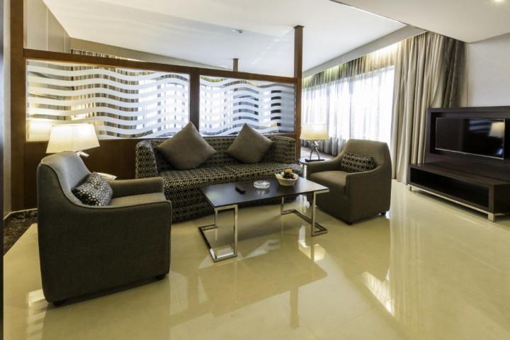 King Suite Near Ghubaiba Building 4 Luxury Bookings