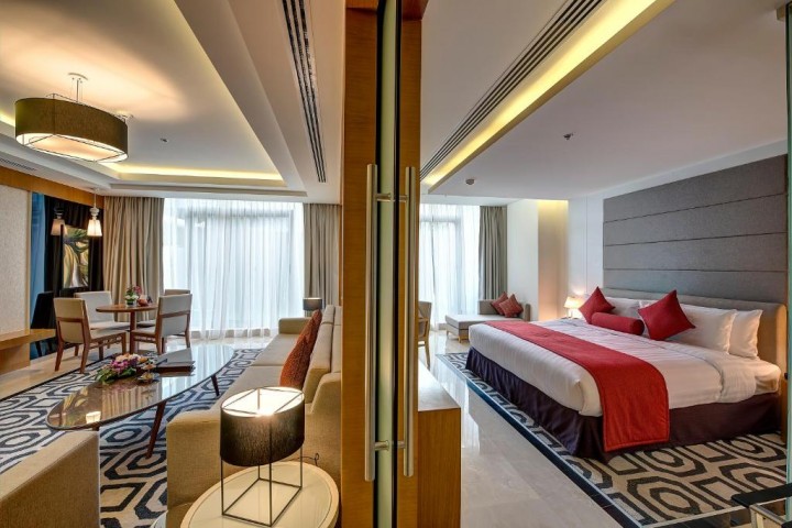 Presidential Suite Near City Center Deira 7 Luxury Bookings