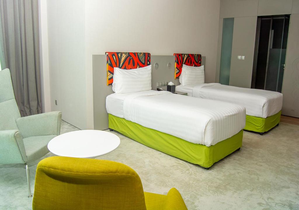 Suite Room Near Persian Kebab By Luxury Bookings Luxury Bookings