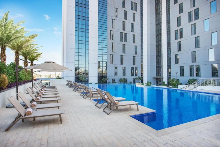 Queen Room Near Sunrise Supermarket 22 Luxury Bookings