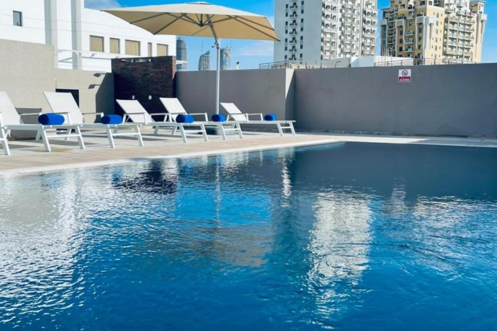 Deluxe Room Near Dubai Wharf Tower By Luxury Bookings 16 Luxury Bookings