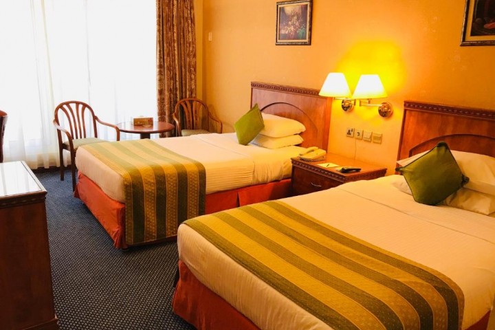 Standard Room Near Baniyas Square Metro 3 Luxury Bookings