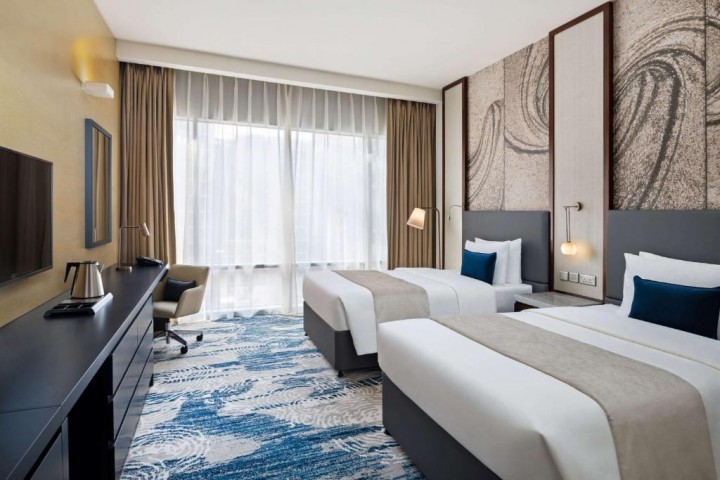 One Bedroom Family Suite Near Sherina Plaza 8 Luxury Bookings