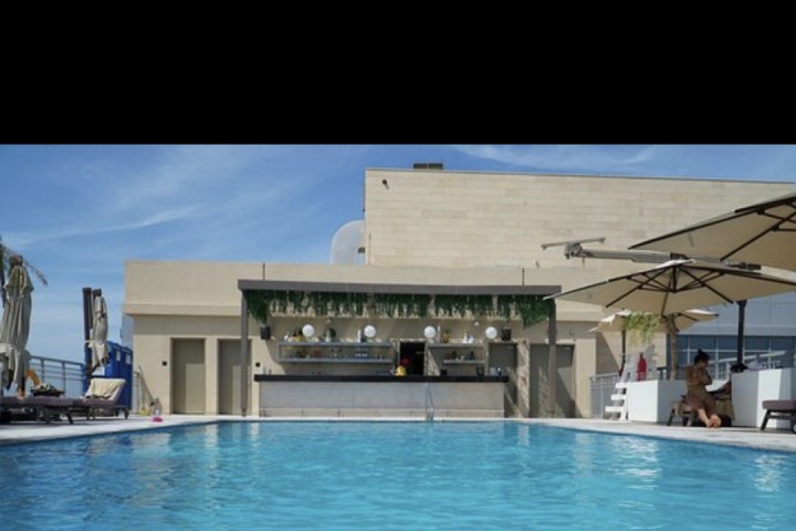 One Bedroom Family Suite Near Sherina Plaza 20 Luxury Bookings