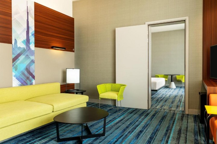 Suite Room Near Airport Near by Makhtoom Airport 15 Luxury Bookings