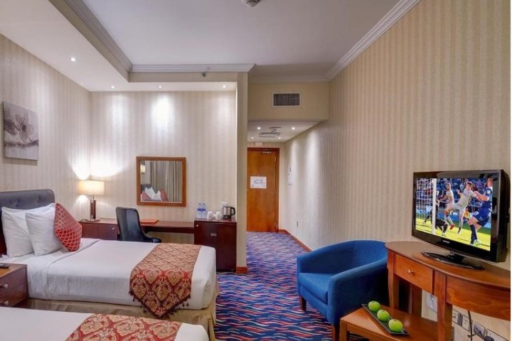 Two Bedroom Suite Near Mashreq Metro Station Ae 1 Luxury Bookings