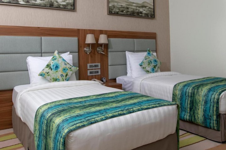 Deluxe Room Near Citi Mart Supermarket 2 Luxury Bookings