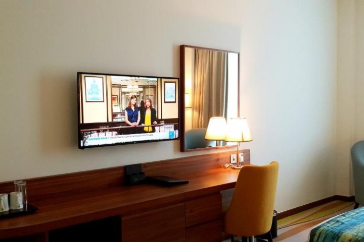 Deluxe Room Near Citi Mart Supermarket 8 Luxury Bookings