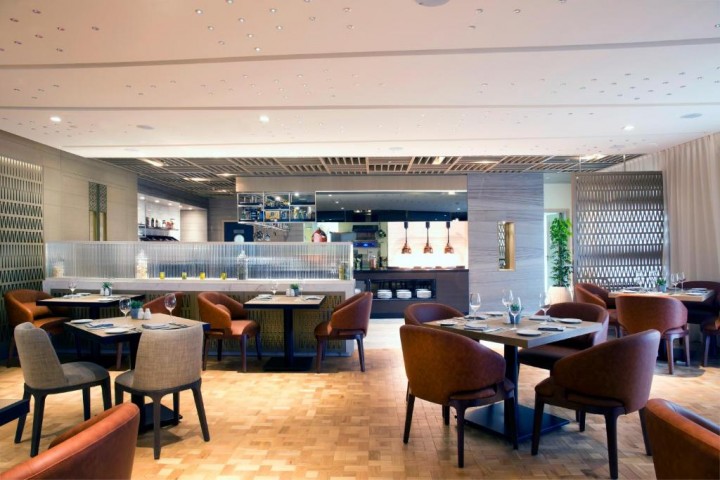 Executive Suite Near Adcb Metro By LuxuryBookings 9 Luxury Bookings