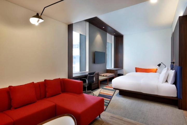 King Suite Near Garhoud Complex By Luxury Bookings 5 Luxury Bookings