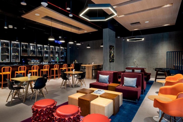 King Suite Near Garhoud Complex By Luxury Bookings 13 Luxury Bookings