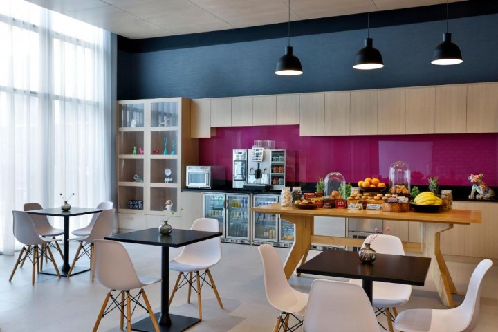 King Suite Near Garhoud Complex By Luxury Bookings 18 Luxury Bookings