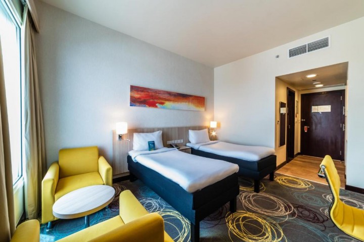 Standard Room Near Dragon Mart By Luxury Bookings 8 Luxury Bookings