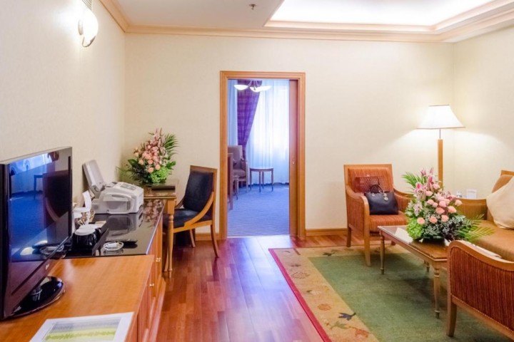 Suite Room Near Al Rigga Metro By Luxury Bookings 4 Luxury Bookings