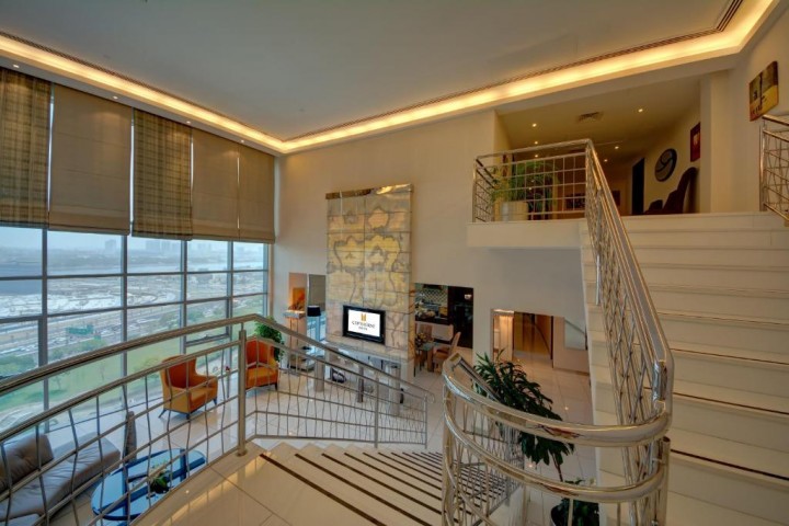 Four Bedroom Duplex Near Deira City Centre Metro 3 Luxury Bookings