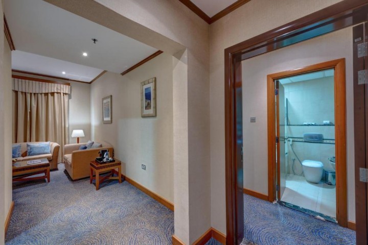 One Bedroom Suite Near Mashreq Metro Station 3 Luxury Bookings