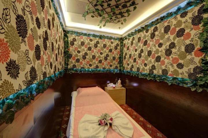 One Bedroom Suite Near Mashreq Metro Station 21 Luxury Bookings