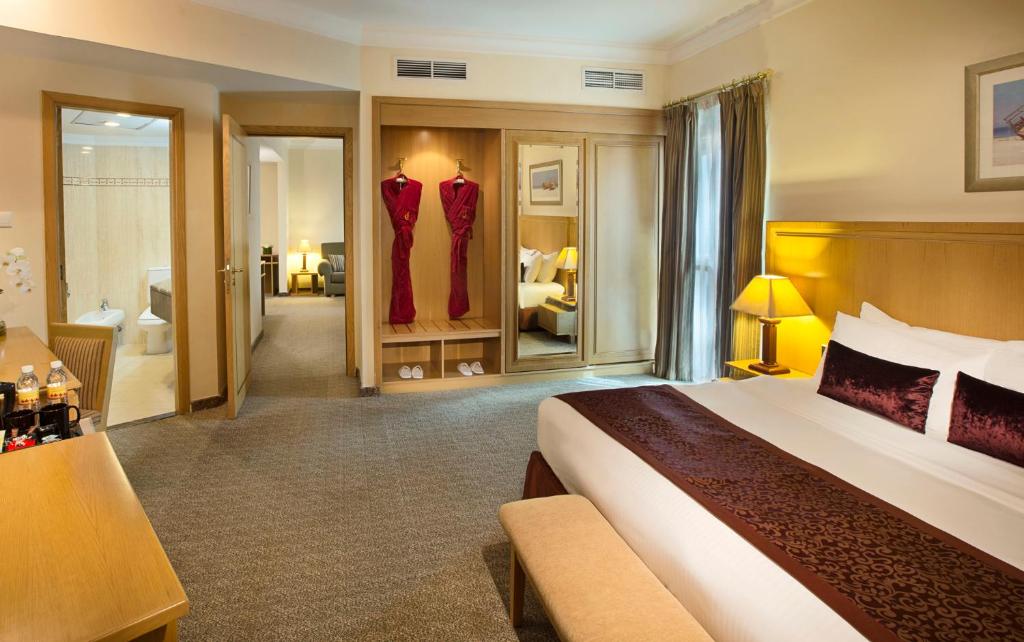 Suite Room Near Port Saeed Plaza Luxury Bookings