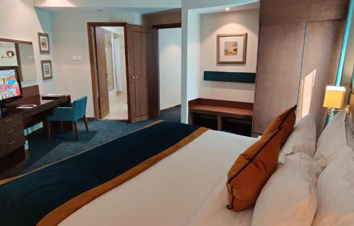 Suite Room Near Port Saeed Plaza 3 Luxury Bookings