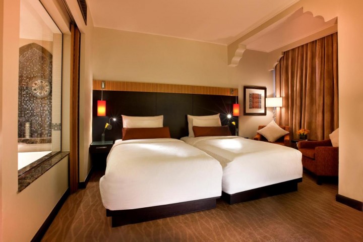 Premier Room Near Ibn Battuta Mall. 19 Luxury Bookings