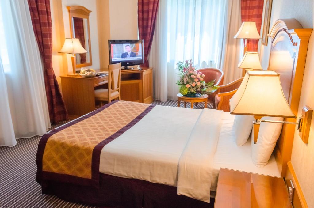 Premium Room Near Al Rigga Metro Luxury Bookings