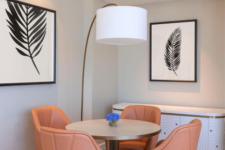 Family Suite With Two Bedrooms Near Nakheel Mall 7 Luxury Bookings