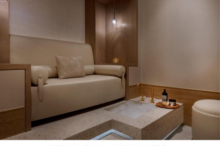 Family Suite With Two Bedrooms Near Nakheel Mall 17 Luxury Bookings