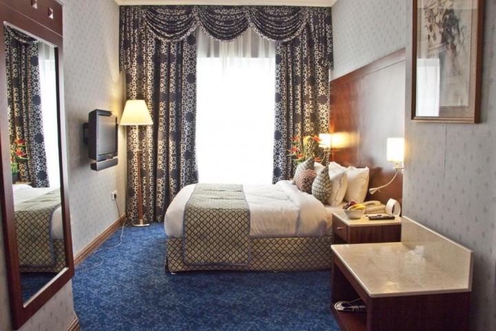 Standard Room Near Burjuman Metro Station 17 Luxury Bookings