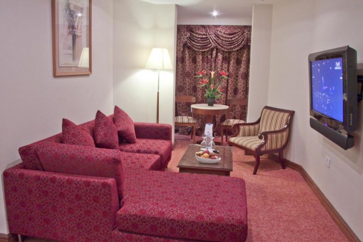 Executive Suite Near Burjuman Metro Station 5 Luxury Bookings