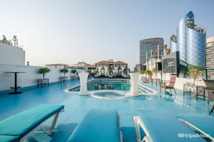 Executive Suite Near Burjuman Metro Station 33 Luxury Bookings