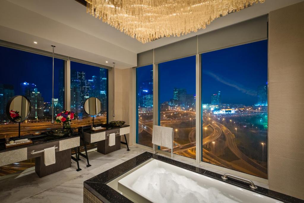 Presidential Suite Near Jumeirah Bay Towers x3 Jlt By Luxury Bookings 3